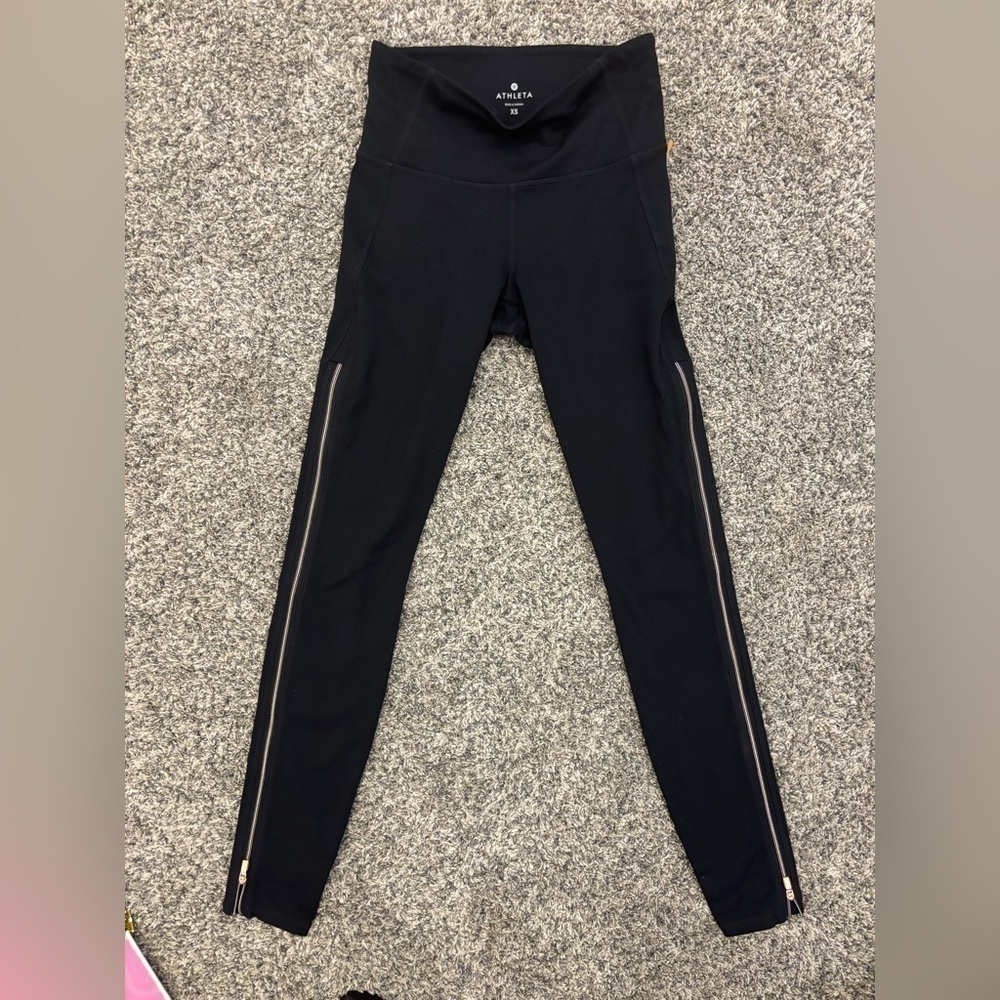 ATHLETA Black LEGGINGS with Gold Zipper side,  Size‎ X- SMALL